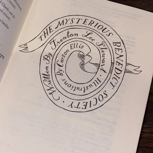 The Mysterious Benedict Society book - Picture 3 of 4